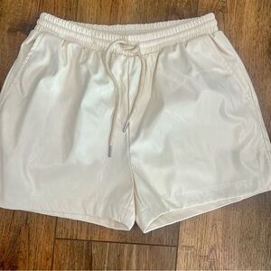 entro Cream Elastic-Waist with Drawstring Pleather Shorts